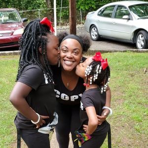 Meet your Posher, Phe